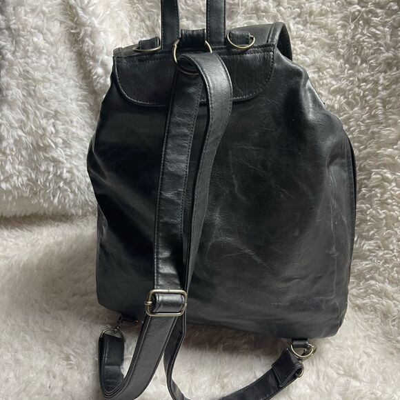 Tandem Cypress Woods Black stimulated leather backpack antique tone hardwares - Picture 7 of 16